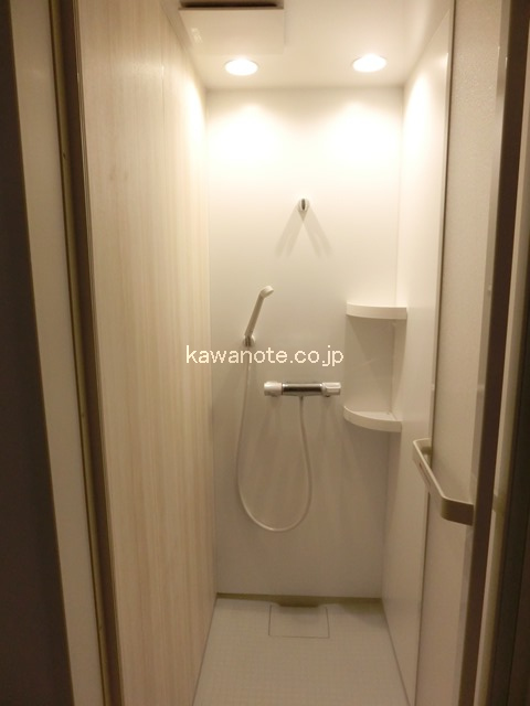 シャワーブース