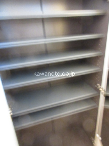 シューズボックス