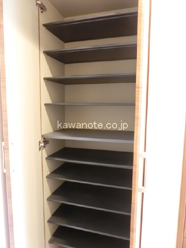 シューズボックス