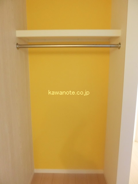 ハンガーパイプ