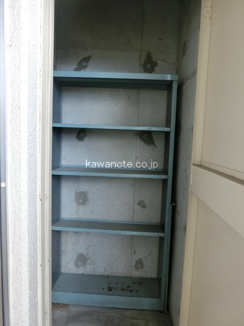 バルコニー物入れ