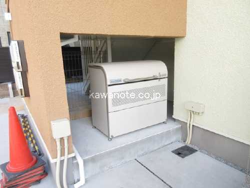 ダストボックス