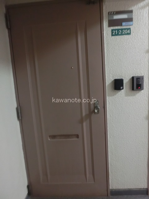 インタホン・ドア